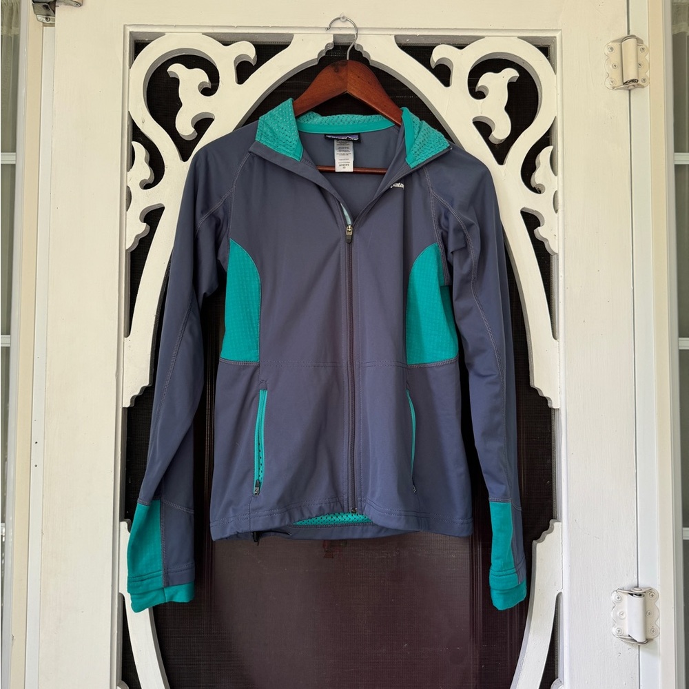 Patagonia windbreaker